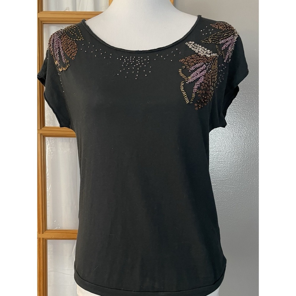 Heritage 1981 Beaded Floral T Shirt Tee Womens Sz M Black Beige Slim Fit Classic